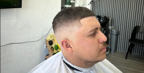 Line up haircut at MSA Barbershop Casula